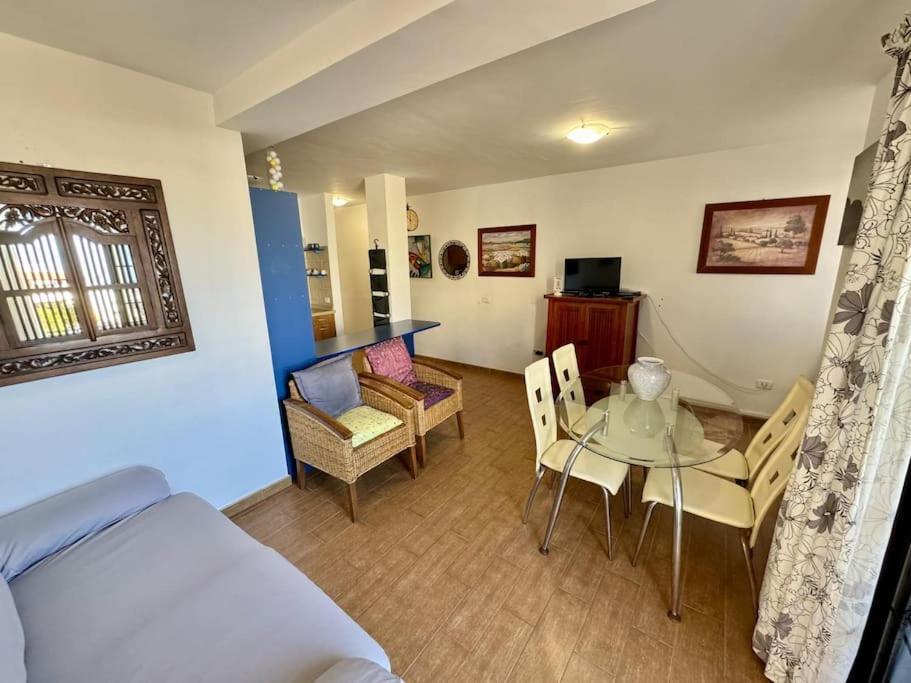 Apartamento Edificio Marta La Caleta *